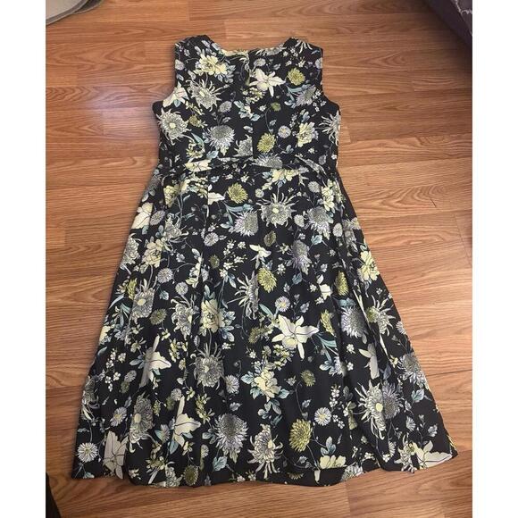 Jones New York Floral Dress Size 10 - Picture 9 of 10